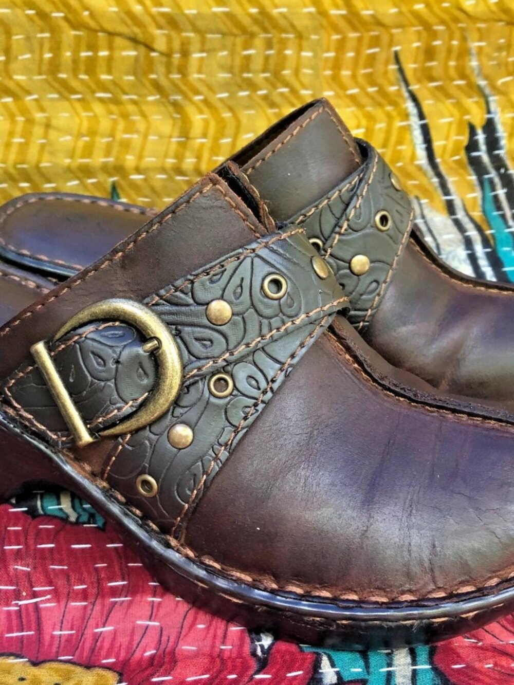 BOC Born Women's 9 Concept Brown Leather Buckle Slip-On Mule Clogs Shoes sz 6